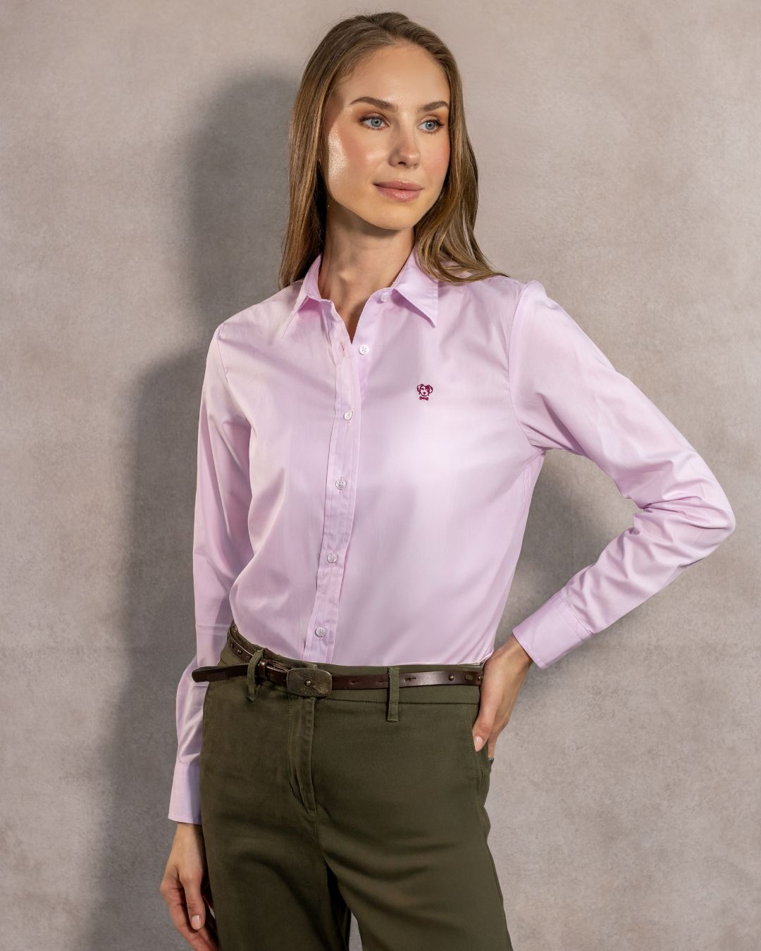 Camisa Antimanchas de Mujer Light Pink Logo Burgundy